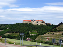 Die Neuenburg, Schwester der Wartburg aus dem 11. Jahrhundert