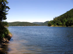 Blick über die Talsperre Hohenwarte